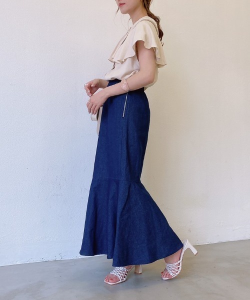 VANNIE U(ヴァニーユー)の「デニムマーメイドスカート(スカート・レディース・ライトブルー/ブルー/アイボリー・FREE)」の6枚目の写真