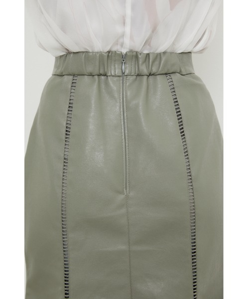 rienda（リエンダ）の「フェイクレザーマーメイドヘムスカート（スカート・レディース・ブラック/グリーン/キャメル・SMALL/MEDIUM）」の7枚目の写真