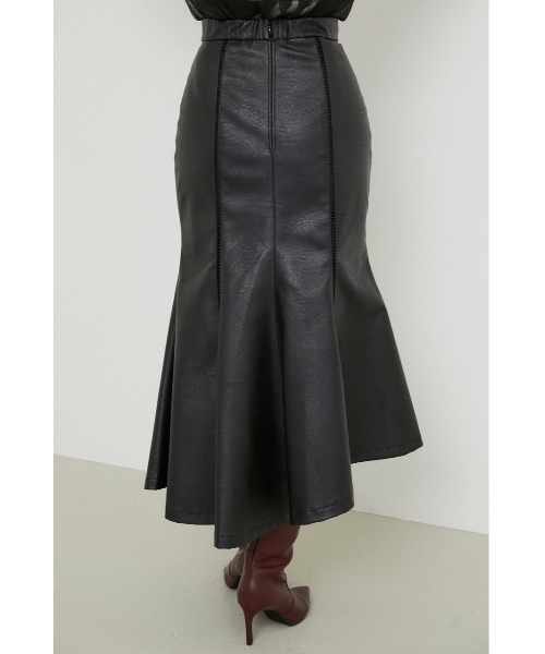 rienda（リエンダ）の「フェイクレザーマーメイドヘムスカート（スカート・レディース・ブラック/グリーン/キャメル・SMALL/MEDIUM）」の11枚目の写真