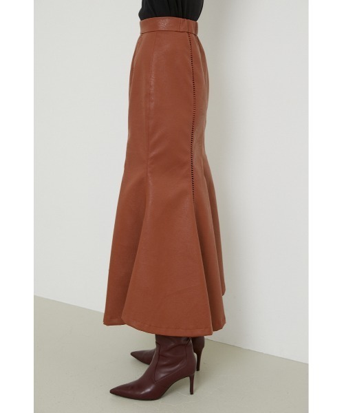 rienda（リエンダ）の「フェイクレザーマーメイドヘムスカート（スカート・レディース・ブラック/グリーン/キャメル・SMALL/MEDIUM）」の20枚目の写真