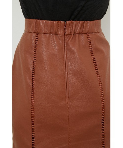 rienda（リエンダ）の「フェイクレザーマーメイドヘムスカート（スカート・レディース・ブラック/グリーン/キャメル・SMALL/MEDIUM）」の12枚目の写真