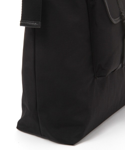 LAKOLE（ラコレ）の「フロントポケットワンショルダーバッグ / 954533（ショルダーバッグ・メンズ・ブラック/ベージュ・FREE）」の12枚目の写真