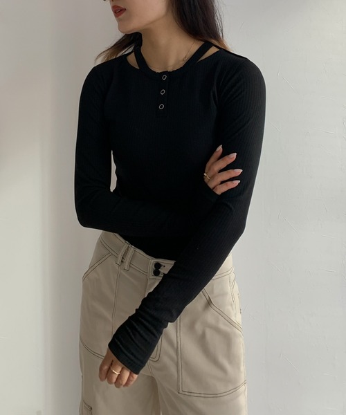 Avvenente（アベネンテ）の「【Avvenente】ヘンリーネックロングTシャツ（Tシャツ/カットソー・レディース・ブラック/ベージュ/ピンク・M）」の2枚目の写真