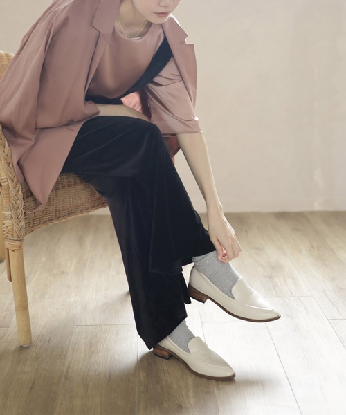 SESTO（セスト）の「ふわふわインソール！ウッドヒールのアーモンドトゥローファーパンプス（ローファー・レディース・ブラック/ブラウン/ゴールド/レオパード/アイボリー・22.5cm/23.5cm/24.5cm/23.0cm/24.0cm/25.0cm/21.5㎝）」の18枚目の写真