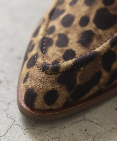 SESTO（セスト）の「ふわふわインソール！ウッドヒールのアーモンドトゥローファーパンプス（ローファー・レディース・ブラック/ブラウン/ゴールド/レオパード/アイボリー・22.5cm/23.5cm/24.5cm/23.0cm/24.0cm/25.0cm/21.5㎝）」の7枚目の写真