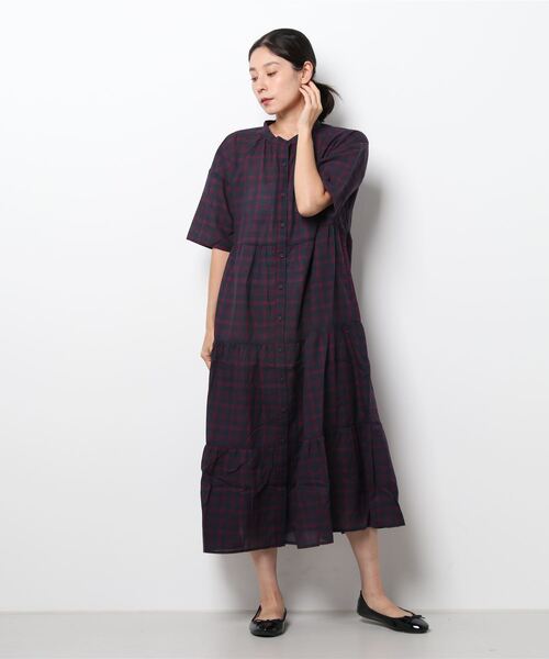 Samansa Mos2（サマンサ モスモス）の「ティアードシャツワンピース（シャツワンピース・レディース・キャメル/グリーン/グレー/ネイビー/ブラウン/ブラック・ﾌﾘ-）」の5枚目の写真