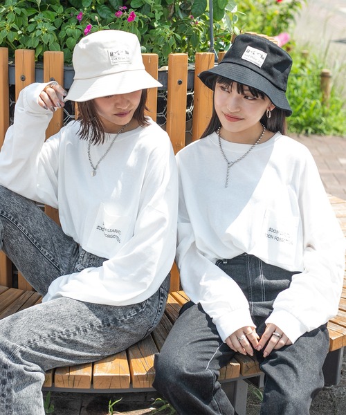 PairPair(ペアペア)の「ポケット刺繍ロンT(ユニセックス)(Tシャツ/カットソー・メンズ・オフホワイト/ブラウン/スミクロ・FREE)」の2枚目の写真