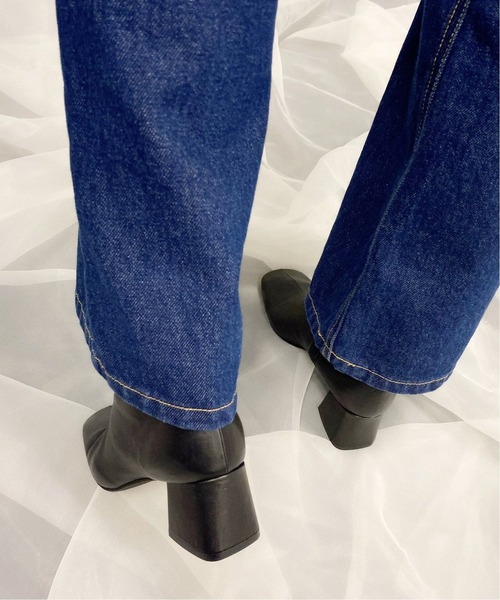 Charles Chaton（シャルルシャトン）の「CHARLES CHATON クラシックショートブーツ（ブーツ・レディース・ブラック/ブラウン・38/36/37）」の2枚目の写真