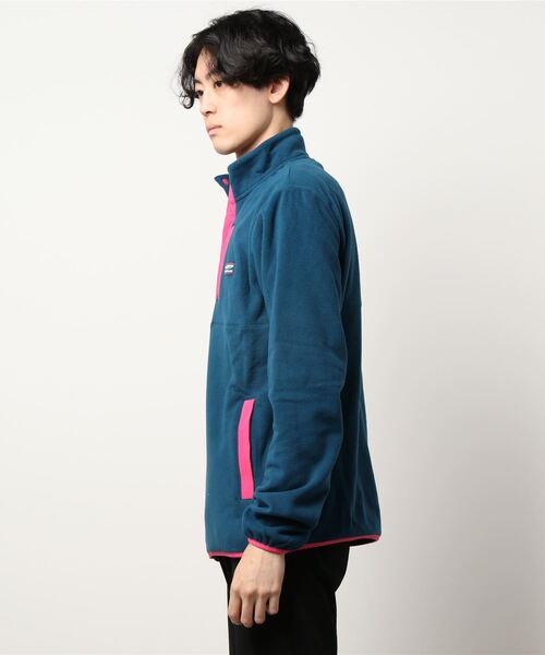 Quiksilver(クイックシルバー)の「NO DESTINATION 2 HAL/クイックシルバープルオーバーフリース(その他トップス・メンズ・ホワイト/ブラック/ネイビー・MEDIUM/LARGE/SMALL)」の5枚目の写真