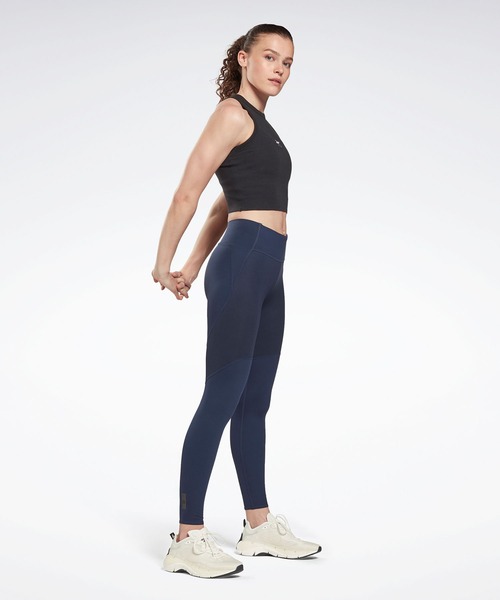 Reebok(リーボック)の「レズミルズ トレーニング コラボレーション タンクトップ / Les Mills Trainer Collaboration Tank Top(タンクトップ・レディース・ブラック・MEDIUM/SMALL/LARGE/X-LARGE/XX-LARGE)」の6枚目の写真