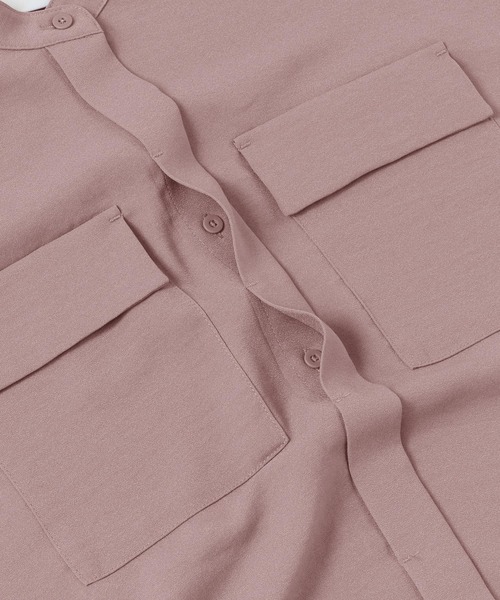 URBAN RESEARCH DOORS（アーバンリサーチドアーズ）の「ジョーゼットドルマンシャツ（シャツ/ブラウス・レディース・チャコールグレー/グレー/ピンクベージュ・ONE）」の7枚目の写真