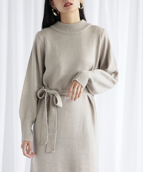 White Collection（ホワイトコレクション）の「2021AW フリル裾ボリューム袖ハイネックニットワンピース（ワンピース・レディース・ブラック/オフホワイト/モカ/アイボリー/ベージュ・FREE）」の9枚目の写真