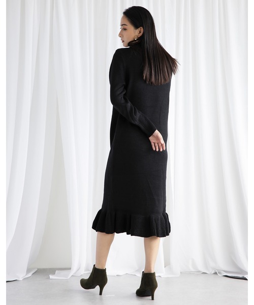 White Collection（ホワイトコレクション）の「2021AW フリル裾ボリューム袖ハイネックニットワンピース（ワンピース・レディース・ブラック/オフホワイト/モカ/アイボリー/ベージュ・FREE）」の15枚目の写真