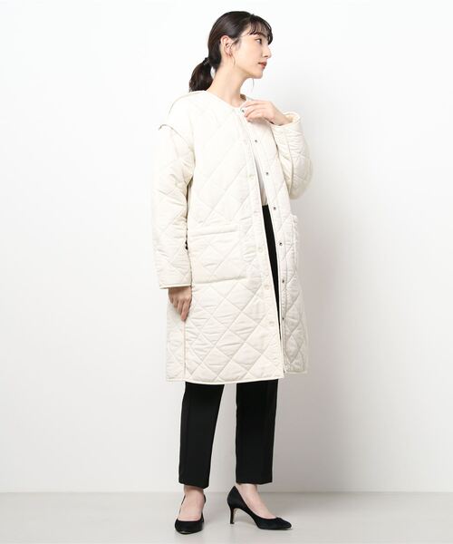 HONEYSUCKLE ROSE（ハニーサックルローズ）の「【HONEYSUCKLE ROSE】リバーシブルキルトコート（その他アウター・レディース・オフホワイト/ブラック・M/L）」の5枚目の写真