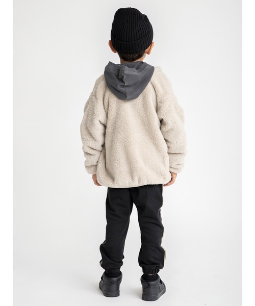 BRANSHES（ブランシェス）の「【やわらか】ボアジャケット（ブルゾン・キッズ・アイボリー/カーキオリーブ/ブラック・130/150/90/110/140/100/120）」の12枚目の写真