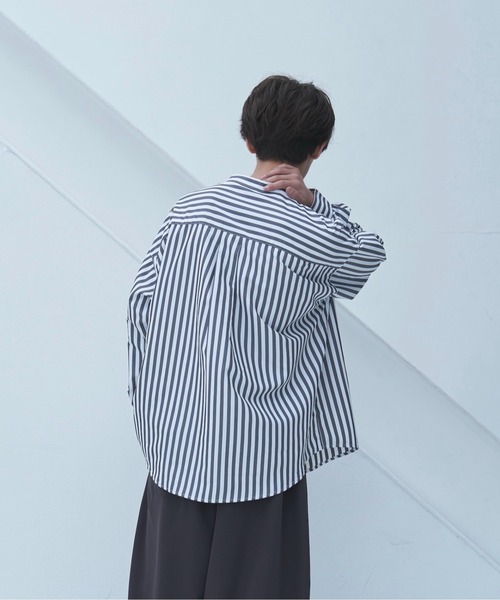 neez.(ニーズ)の「loose band collar stripe shirt-ルーズバンドカラーストライプシャツ(シャツ/ブラウス・メンズ・ブラック/ネイビー・SMALL/MEDIUM/LARGE)」の16枚目の写真