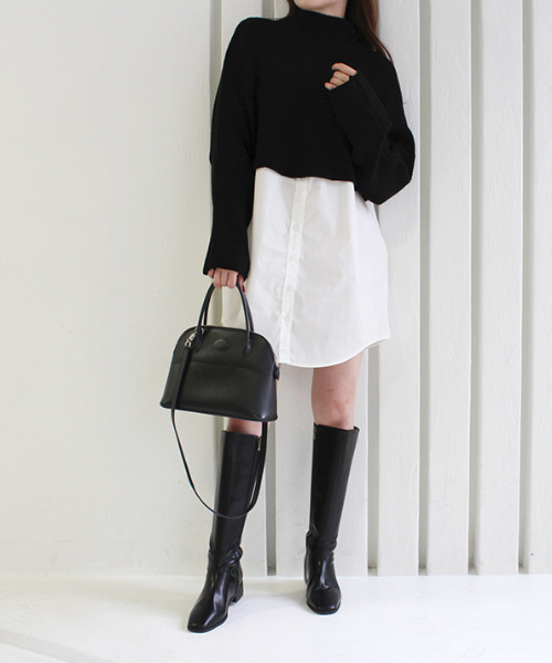 MODE ROBE(モードローブ)の「ハイネックニットドッキングシャツ(ニット/セーター・レディース・ブラック/アイボリー/モカ・FREE)」の4枚目の写真
