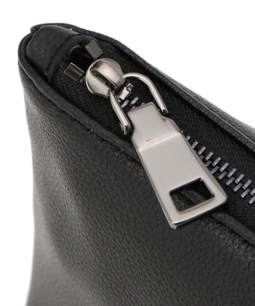 AVIREX(アヴィレックス)の「【直営店限定】COW LEATHER POUCH/ カウレザーポーチ(ポーチ・レディース・ブラック・FREE)」の14枚目の写真