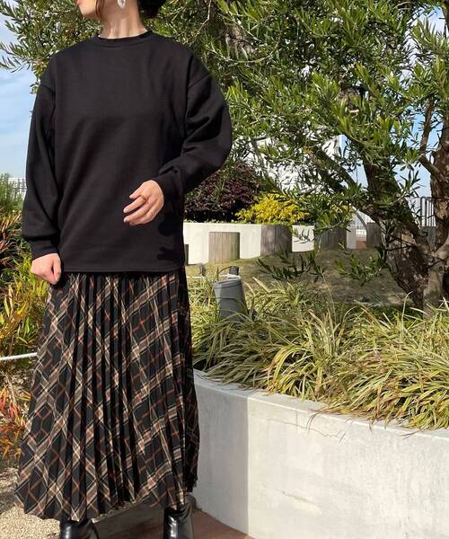 DRESKIP(ドレスキップ)の「◆お袖ぽわんと裏起毛大人スウェット(Tシャツ/カットソー・レディース・ブラック/パープル/モスグリーン/ナチュラル・02/03/04)」の17枚目の写真