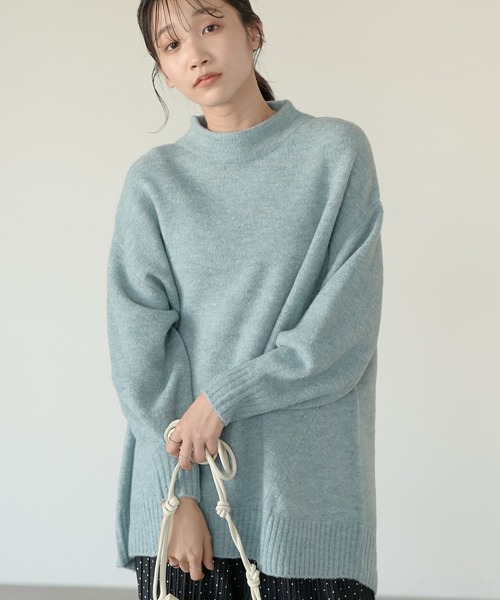 earth music&ecology（アースミュージックアンドエコロジー）の「ブラッシュヤーンチュニック＊（ニット/セーター・レディース・チャコールグレー/ベージュ/アイボリー/ミント・FREE）」の4枚目の写真