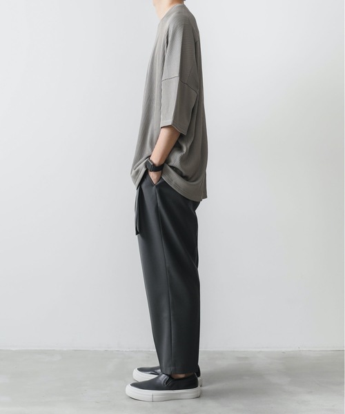 ATTACHMENT（アタッチメント）の「ナイロン変形リブ ドルマンスリーブ