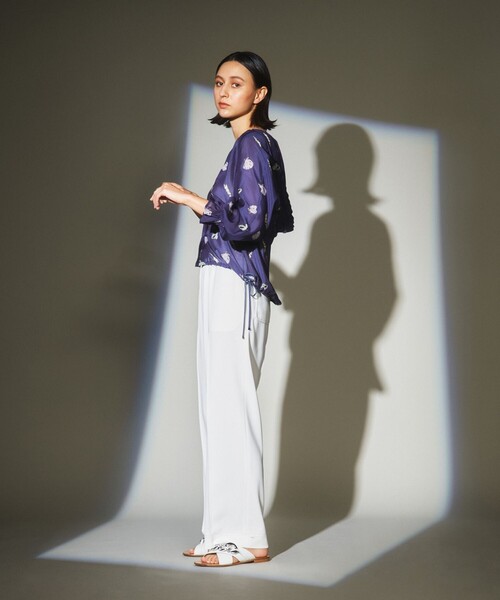 GRACE CLASS（グレースクラス）の「シェルモチーフフーディー（カーディガン/ボレロ・レディース・ネイビー・36）」の15枚目の写真