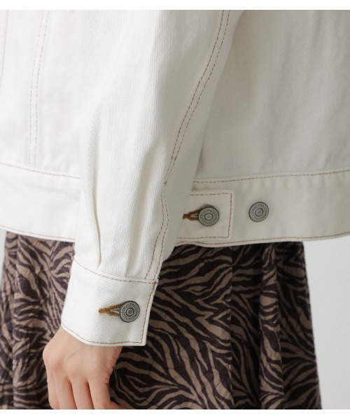 未使用moussy☆ディズニーコラボノーカラーデニムジャケット AZUL by moussy（アズールバイマウジー）の「NO COLLAR DENIM