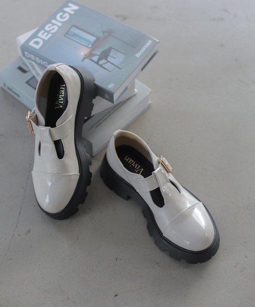 VIVIAN（ヴィヴィアン）の「厚底Ｔストラップマニッシュシューズ ZOZOTOWN+オフィシャルサイト限定商品（ドレスシューズ・レディース・ブラック/ダークブラウン/アイボリー・LL/S/M/L）」の22枚目の写真