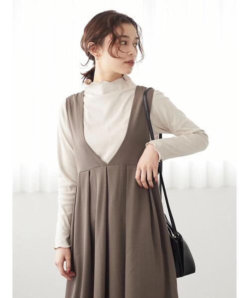 Sugar spoon（シュガースプーン）の「・SUGAR SPOON モールリブハイネック＊（Tシャツ/カットソー・レディース・ベージュ/グレー/グリーン/アイボリー・FREE）」の13枚目の写真