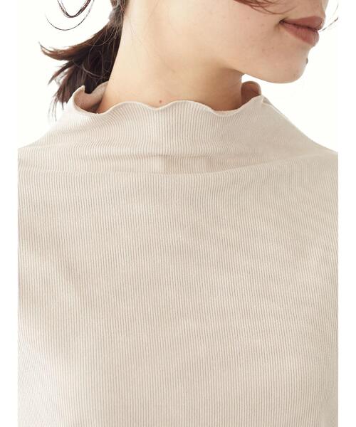 Sugar spoon（シュガースプーン）の「・SUGAR SPOON モールリブハイネック＊（Tシャツ/カットソー・レディース・ベージュ/グレー/グリーン/アイボリー・FREE）」の17枚目の写真