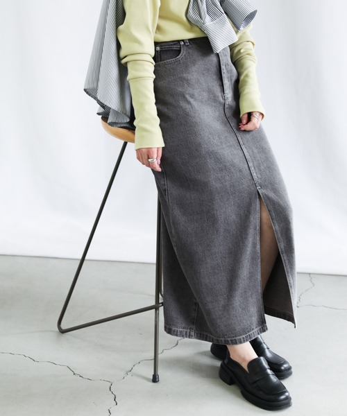 select MOCA(セレクトモカ)の「センタースリットロングデニムスカート(スカート・レディース・ライトブルー/グレー・SMALL/MEDIUM)」の12枚目の写真