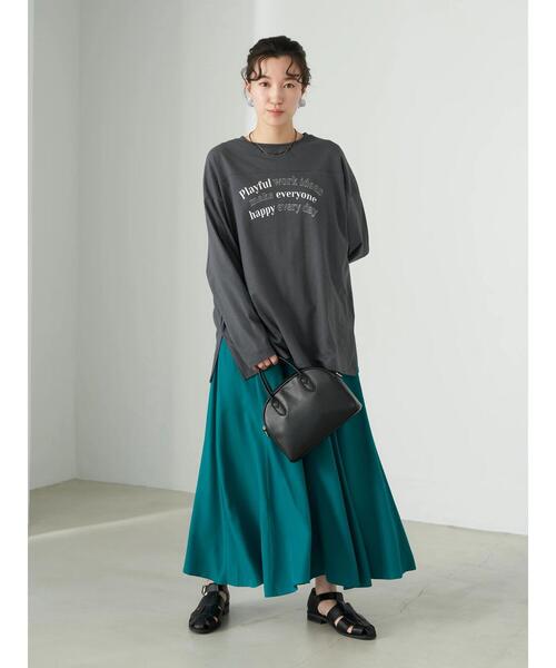 earth music&ecology（アースミュージックアンドエコロジー）の「ヨーク切り替ロゴロンＴ*（Tシャツ/カットソー・レディース・チャコールグレー/オフホワイト/グレイッシュベージュ・FREE）」の11枚目の写真