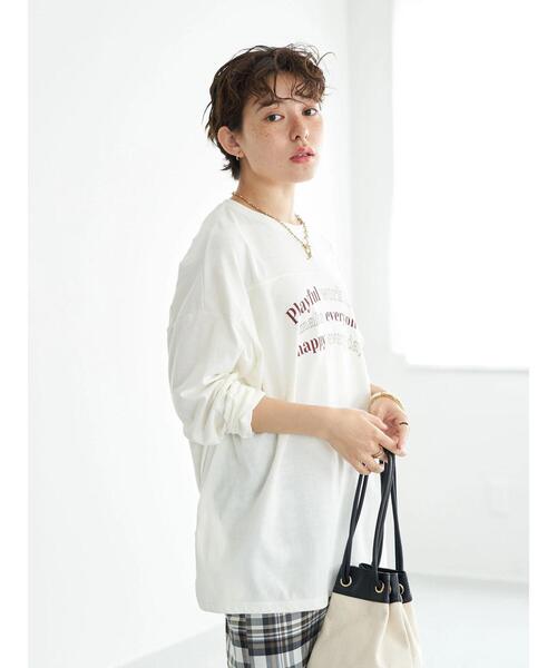 earth music&ecology（アースミュージックアンドエコロジー）の「ヨーク切り替ロゴロンＴ*（Tシャツ/カットソー・レディース・チャコールグレー/オフホワイト/グレイッシュベージュ・FREE）」の22枚目の写真