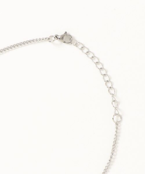 Fun & Daily（ファンアンドデイリー）の「ツインリングクロスネックレス（ネックレス・メンズ・シルバー・FREE）」の2枚目の写真