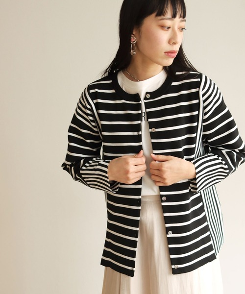 vingtrois（バントロア）の「【vingtrois】カットソーライクダンボールニットワイドボーダー切り替えカーディガン（カーディガン/ボレロ・レディース・ブラック/オフホワイト/ブルー/ミント・M）」の2枚目の写真