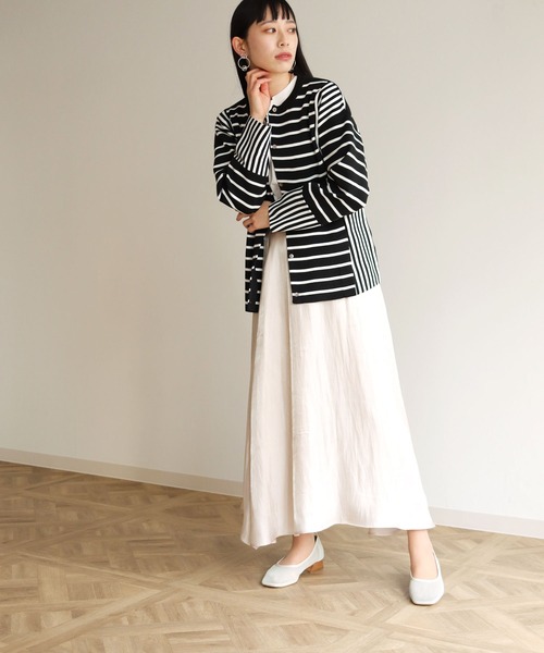 vingtrois（バントロア）の「【vingtrois】カットソーライクダンボールニットワイドボーダー切り替えカーディガン（カーディガン/ボレロ・レディース・ブラック/オフホワイト/ブルー/ミント・M）」の16枚目の写真