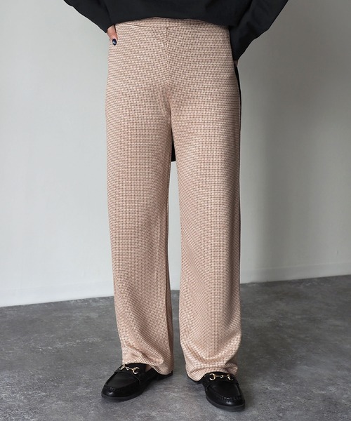 Riberry（リベリー）の「幾何学柄カットジャガードパンツ（スウェットパンツ・レディース・ブラック/グリーン/オレンジ・MEDIUM）」の5枚目の写真