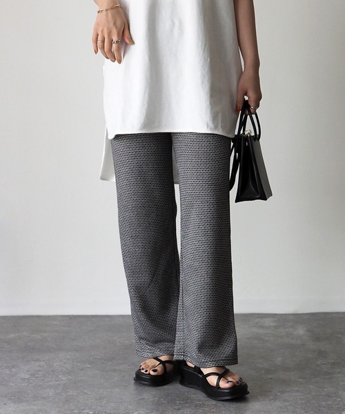 Riberry（リベリー）の「幾何学柄カットジャガードパンツ（スウェットパンツ・レディース・ブラック/グリーン/オレンジ・MEDIUM）」の7枚目の写真