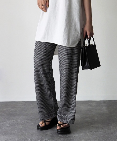 Riberry（リベリー）の「幾何学柄カットジャガードパンツ（スウェットパンツ・レディース・ブラック/グリーン/オレンジ・MEDIUM）」の8枚目の写真