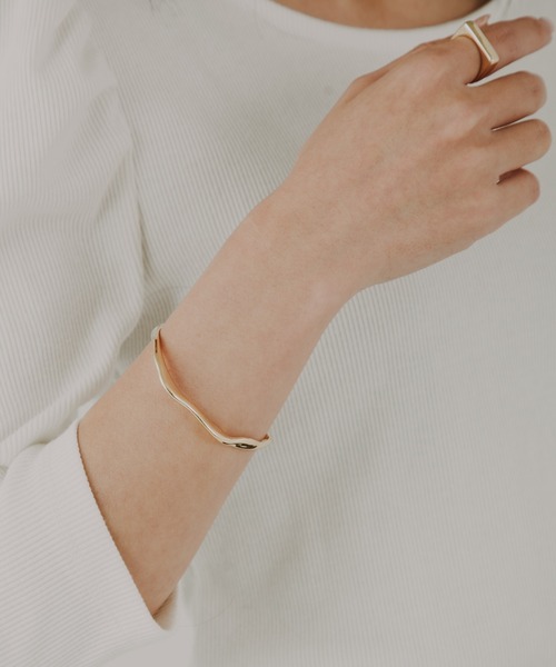 COLOR TOKYO ACCESSORIES（カラートウキョウアクセサリー）の「ハンドメイド風メタルバングル（バングル/リストバンド・レディース・シルバー/ゴールド・FREE）」の21枚目の写真