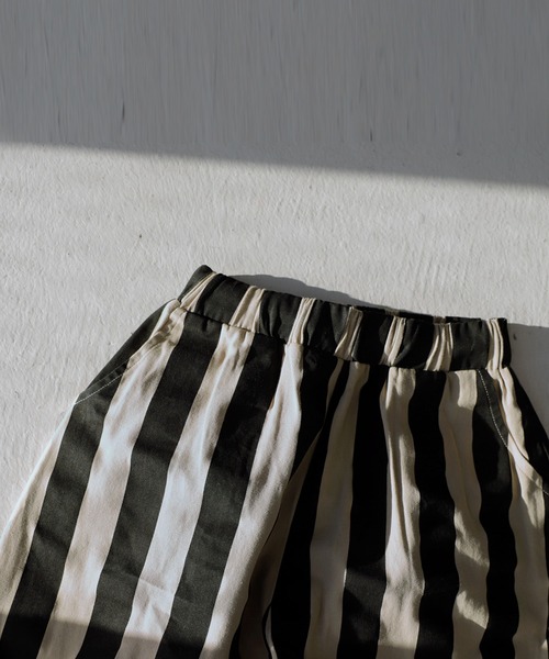 antiqua(アンティカ)の「綿100%太ストライプバルーンパンツ(その他パンツ・キッズ・ブラック・6/5/4/3)」の16枚目の写真
