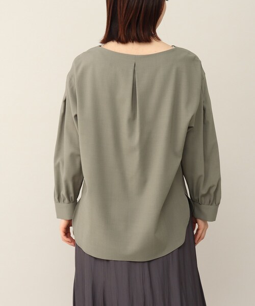 UNTITLED（アンタイトル）の「◆【SETUP】ドライタッチ キーネックブラウス＜洗える／通勤＞（シャツ/ブラウス・レディース・チャコール/ブルー/ベージュ系9/カーキ系3・44/48/00/02/04）」の12枚目の写真