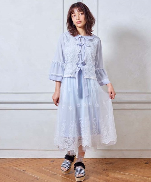 axes femme POETIQUE（アクシーズファムポエティック）の「スカラップ刺繍レースＳＫ（スカート・レディース・ブラック/キナリ/サックスブルー・MEDIUM）」の3枚目の写真