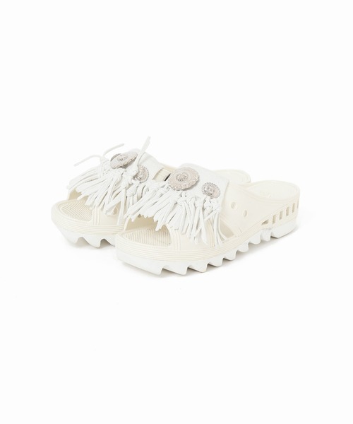 BENCH(ベンチ)の「■■■別注【BENCH/ベンチ】 BENSAN-D SUEDE FRINGE CONCHO:サンダル(サンダル・レディース・ホワイト/ブラック・S/M)」の2枚目の写真