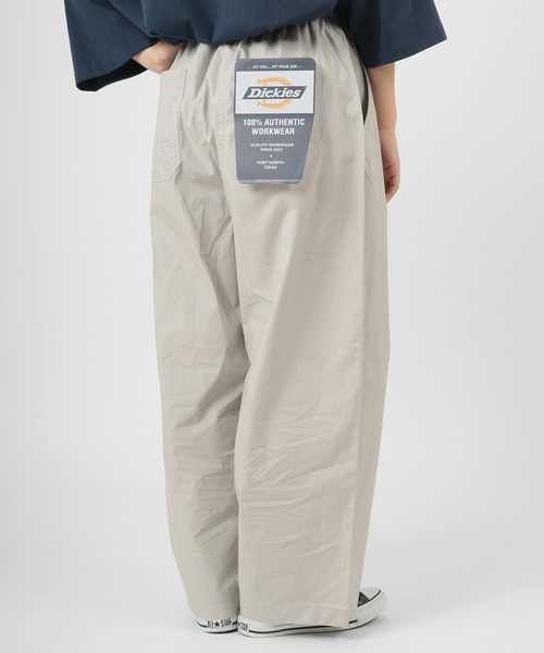 Dickies(ディッキーズ)の「【Dickies/ディッキーズ】 ルーズシルエット ペインターパンツ/カラーパンツ/イージーパンツ/スケーターパンツ(チノパンツ・レディース・ライトグレー/ブラック/ピンク/イエロー/グレイッシュブルー・M/L)」の3枚目の写真
