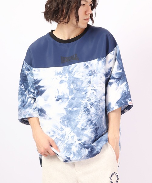 LONSDALE（ロンズデール）の「LONSDALE オーバーサイズ タイダイ 切替 バックプリント Tシャツ 男女兼用（Tシャツ/カットソー・メンズ・ブラック/ベージュ/ブラウン/ブルー・M/LL/S/L）」の4枚目の写真
