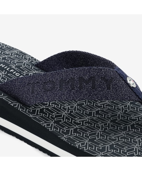 TOMMY HILFIGER（トミーヒルフィガー）の「シャイニーウェビングビーチサンダル（サンダル・レディース・ベージュ/ネイビー・23cm/24cm/24.5cm/23.5㎝）」の9枚目の写真