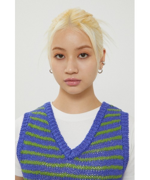 LAGUA GEM（ラグアジェム）の「V NECK KNIT VEST　Vネックニットベスト（ベスト・レディース・ブラック/パープル/グリーン・FREE）」の18枚目の写真