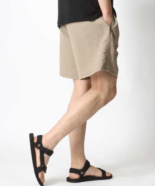 OUTDOOR PRODUCTS（アウトドアプロダクツ）の「OUTDOOR PRODUCTS/アウトドアプロダクツ 水陸両用 接触冷感 UVカット ナイロン ロゴ ワンポイント刺繍 無地 バギー ショートパンツ/ハーフパンツ/ショーツ/レディース メンズ（その他パンツ・メンズ・チャコールグレー/ブラック/パープル/ネイビー/オレンジ/グリーン/マスタード/モカ/ラベンダー/ライトイエロー/グリーン系その他/オレンジ系その他/オリーブ・LL/M/L）」の16枚目の写真