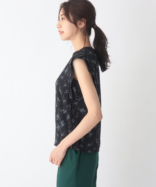 index（インデックス）の「◆ブーケフラワーアソートヨウリュウブラウス【WEB限定サイズ】（シャツ/ブラウス・レディース・ネイビー系/ライトグレー/ブルー系・36/42/38/40）」の5枚目の写真